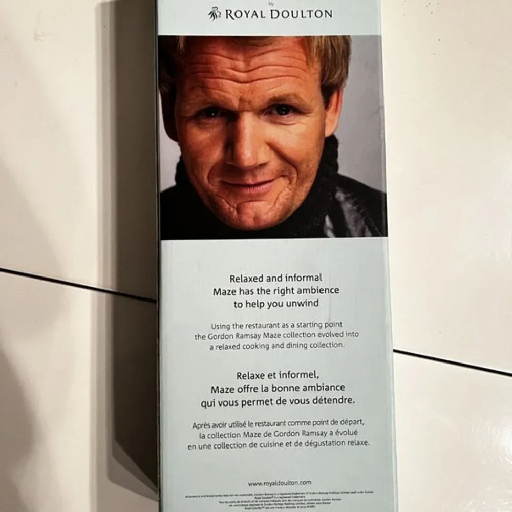 Wood Divided Server / Gordon Ramsay / Maze by Royal Doulton   (new in‎ box)